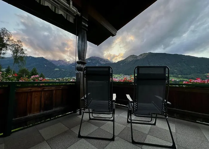 Haus Saxer 아파트